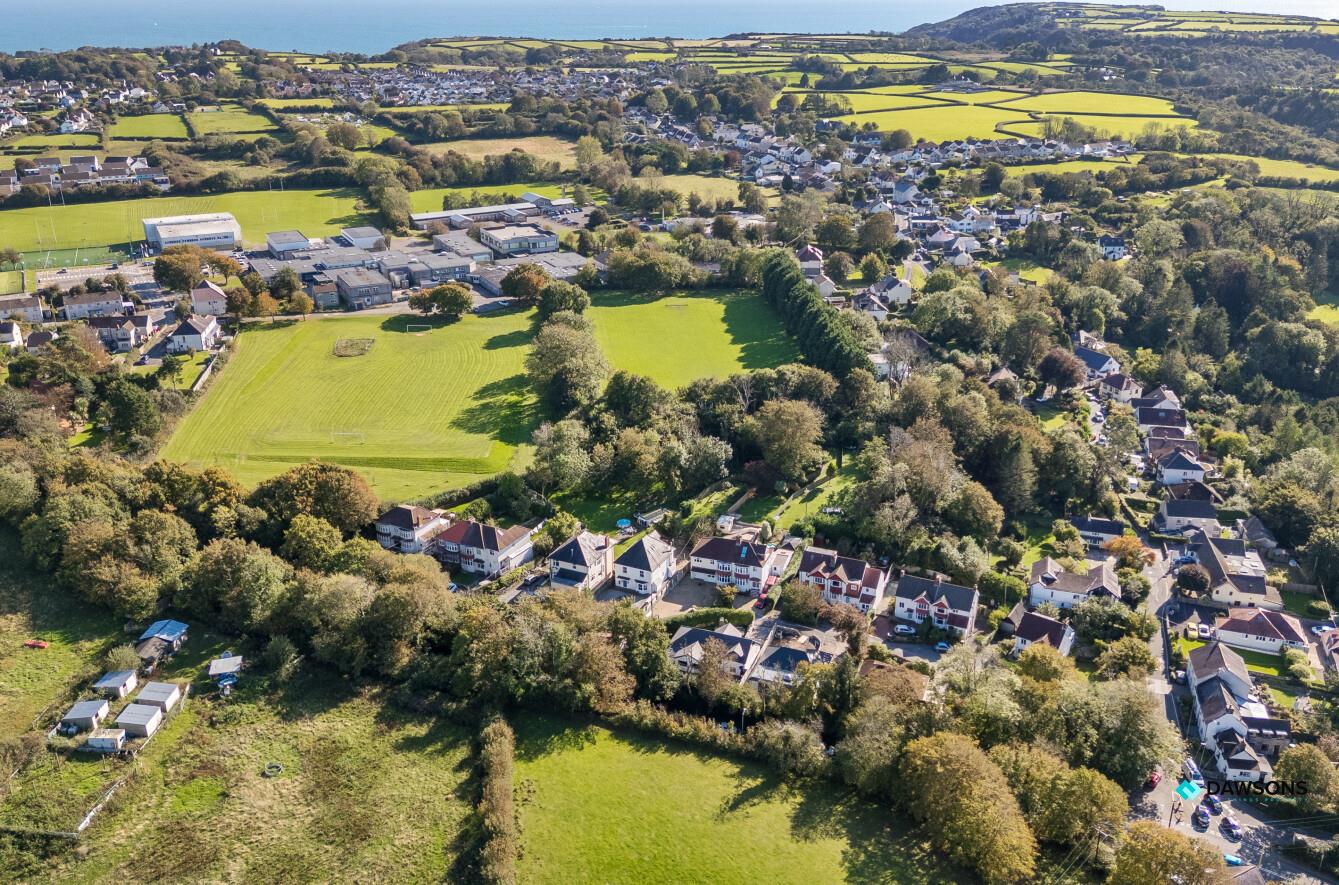 Portway, Bishopston, Swansea, SA3 3JR